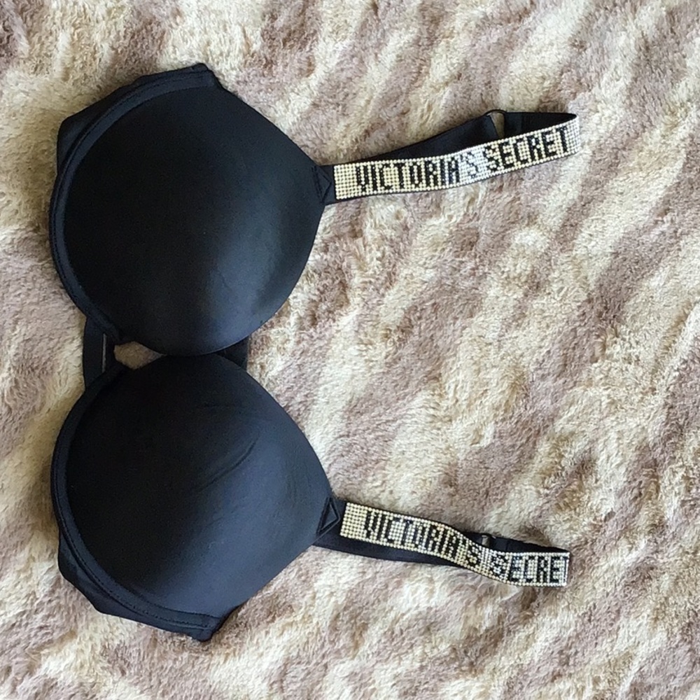 Victoria’s Secret Bra - NWOT - 32D